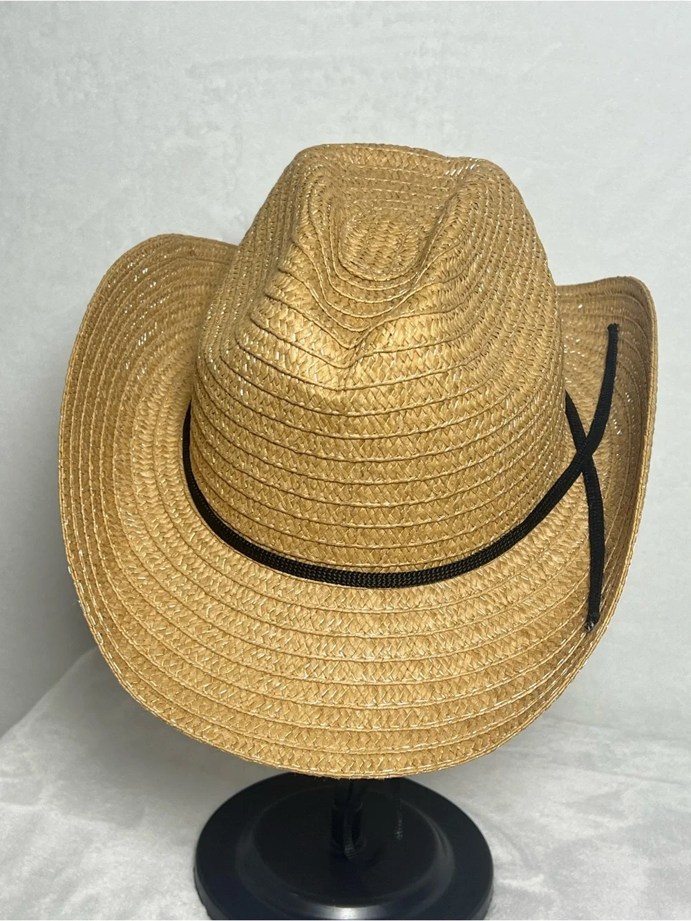 NWOT Natural Straw Western Cowgirl Cowboy Hat with Black Trim and Chin Cord